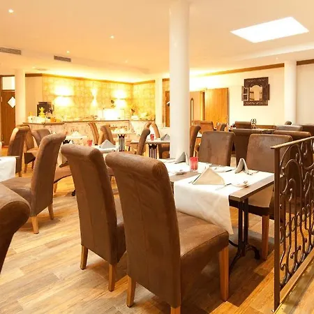 Römerstadt Hotel 4*