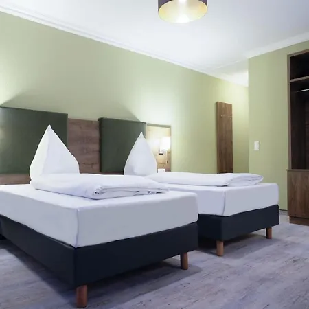 Ξενοδοχείο Roemerstadt 4*