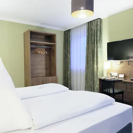 Ξενοδοχείο Roemerstadt 4*